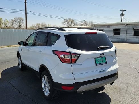 Used 2018 Ford Escape SE image 5