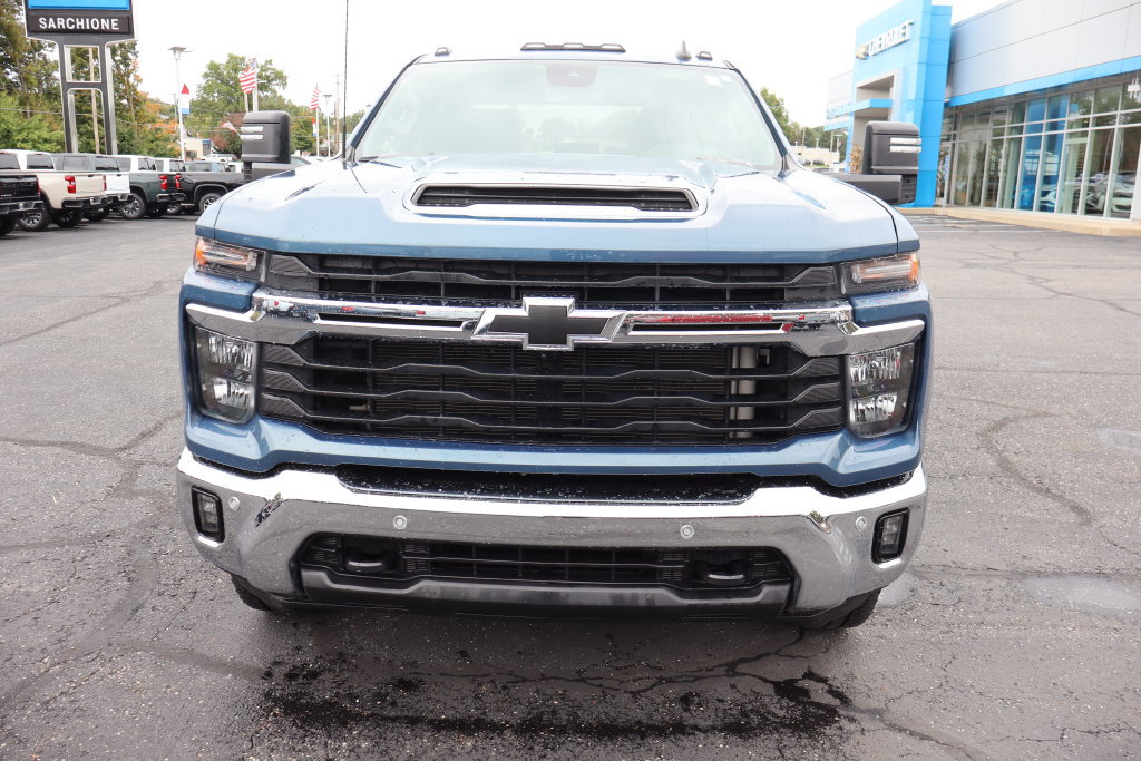 Used 2025 Chevrolet Silverado 3500 LT w/ All Star Edition AWD/4WD image 25