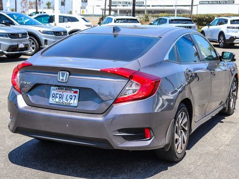 Certified 2018 Honda Civic EX image 11