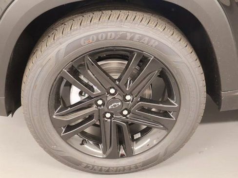 New 2026 Chevrolet Trax ACTIV w/ Driver Confidence Package FWD image 7