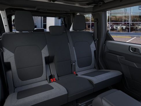 New 2025 Ford Bronco 4-Door AWD/4WD image 12