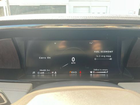 Used 2020 Lincoln Navigator 2WD image 19