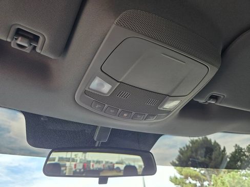 Used 2015 Ford F150 XLT AWD/4WD image 27