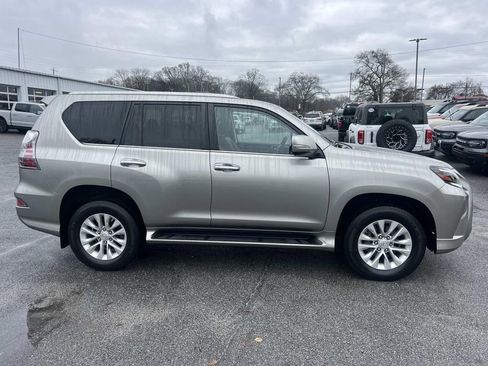Used 2021 Lexus GX 460 Premium w/ Premium Package image 8