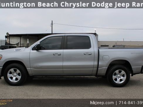 Used 2020 RAM 1500 Big Horn image 3