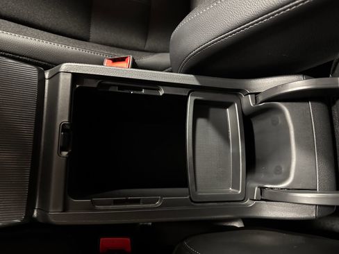 Used 2025 Honda Civic Sport image 24