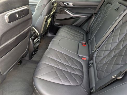 Used 2024 BMW X5 xDrive40i image 27