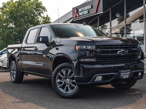 Used 2019 Chevrolet Silverado 1500 RST AWD/4WD image 1