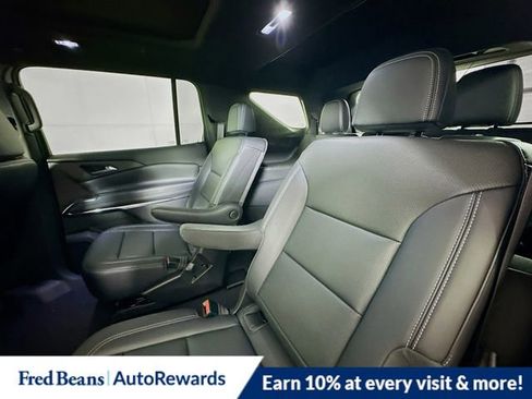 New 2026 Chevrolet Traverse LT w/ Sun and Wheel Package AWD/4WD image 14