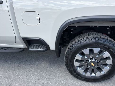 New 2026 Chevrolet Silverado 2500 Custom w/ Custom Value Package AWD/4WD image 11