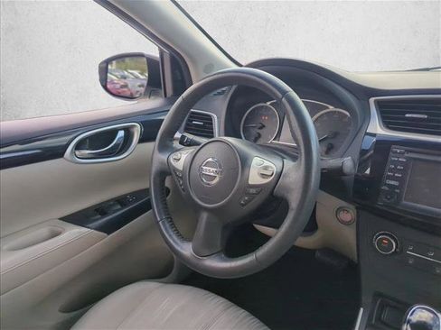 Used 2017 Nissan Sentra SV w/ Driver's Assist Package image 27