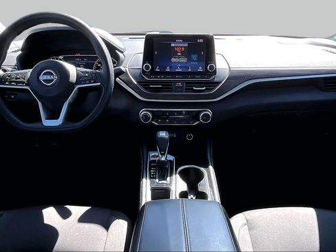 Used 2023 Nissan Altima 2.5 SV FWD image 15