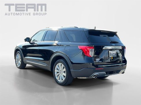 Used 2023 Ford Explorer Limited w/ Equipment Group 301A image 5