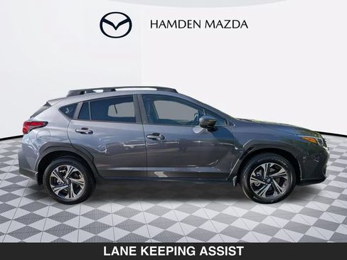 Used 2024 Subaru Crosstrek 2.0i Premium AWD/4WD image 2