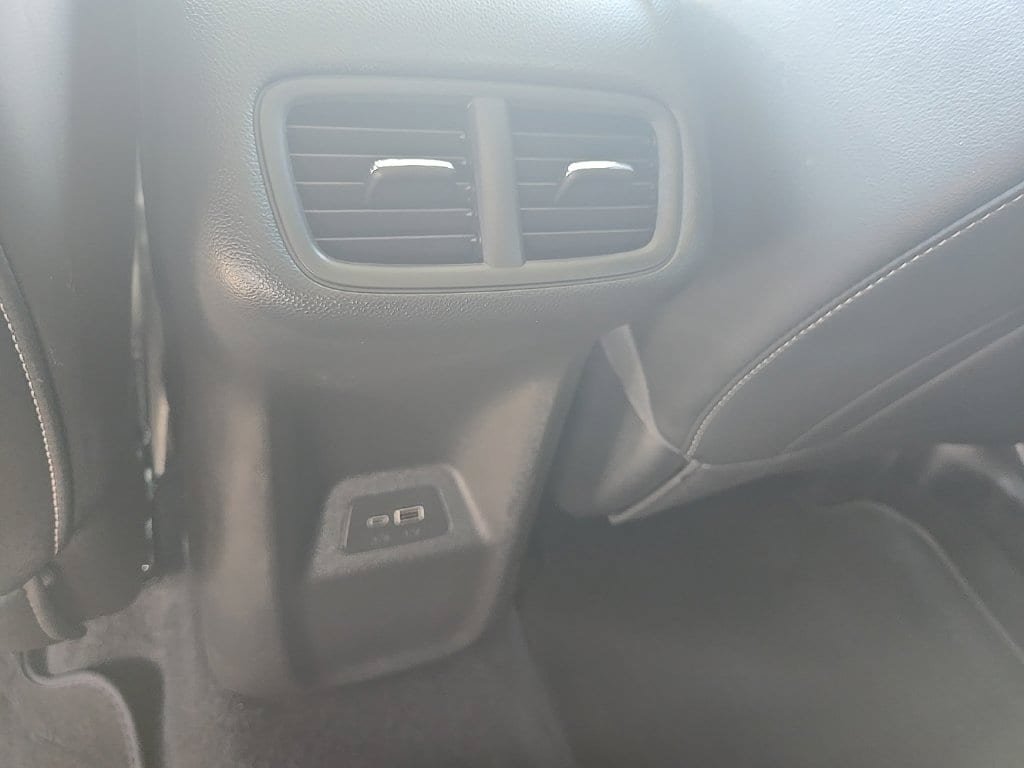 Used 2024 Buick Envision Preferred AWD/4WD image 24