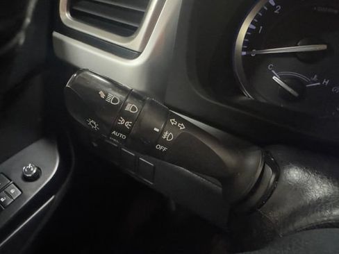 Used 2017 Toyota Highlander XLE AWD/4WD image 20