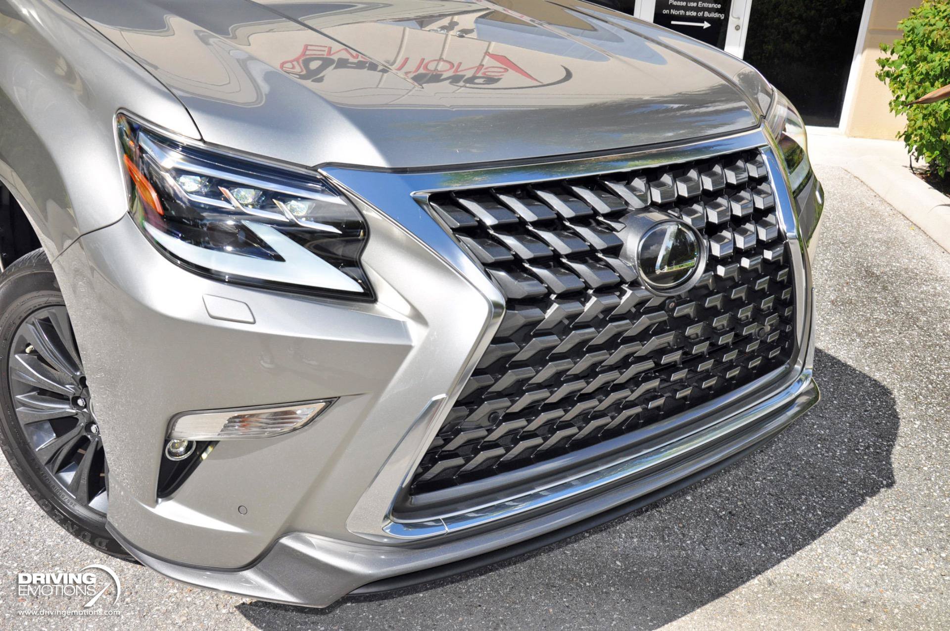Used 2023 Lexus GX 460 Luxury w/ Sport Design Package AWD/4WD image 3