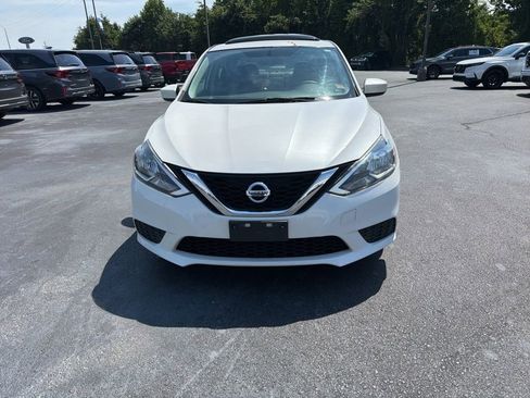 Used 2017 Nissan Sentra SV w/ Style Package FWD image 2