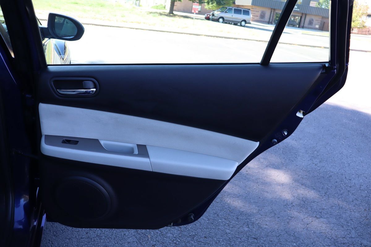 Used 2009 MAZDA MAZDA6 i Touring w/ Moonroof & Bose Pkg FWD image 25