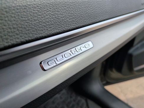 Certified 2023 Audi Q5 e Premium Plus AWD/4WD image 33