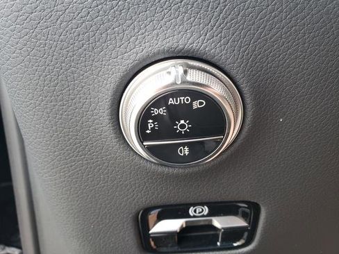 New 2025 Mercedes-Benz GLC 300 GLC 300 image 22