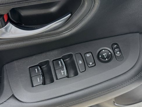 Used 2023 Honda HR-V LX image 20