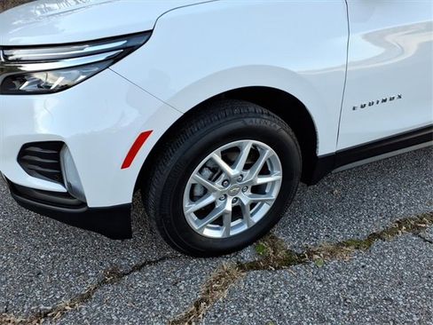 Certified 2024 Chevrolet Equinox LT image 4