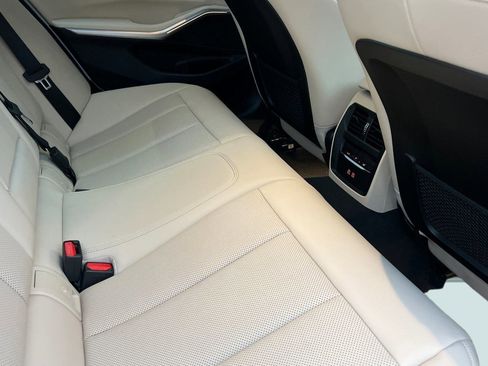 Certified 2023 BMW 330i Sedan w/ Premium Package image 30