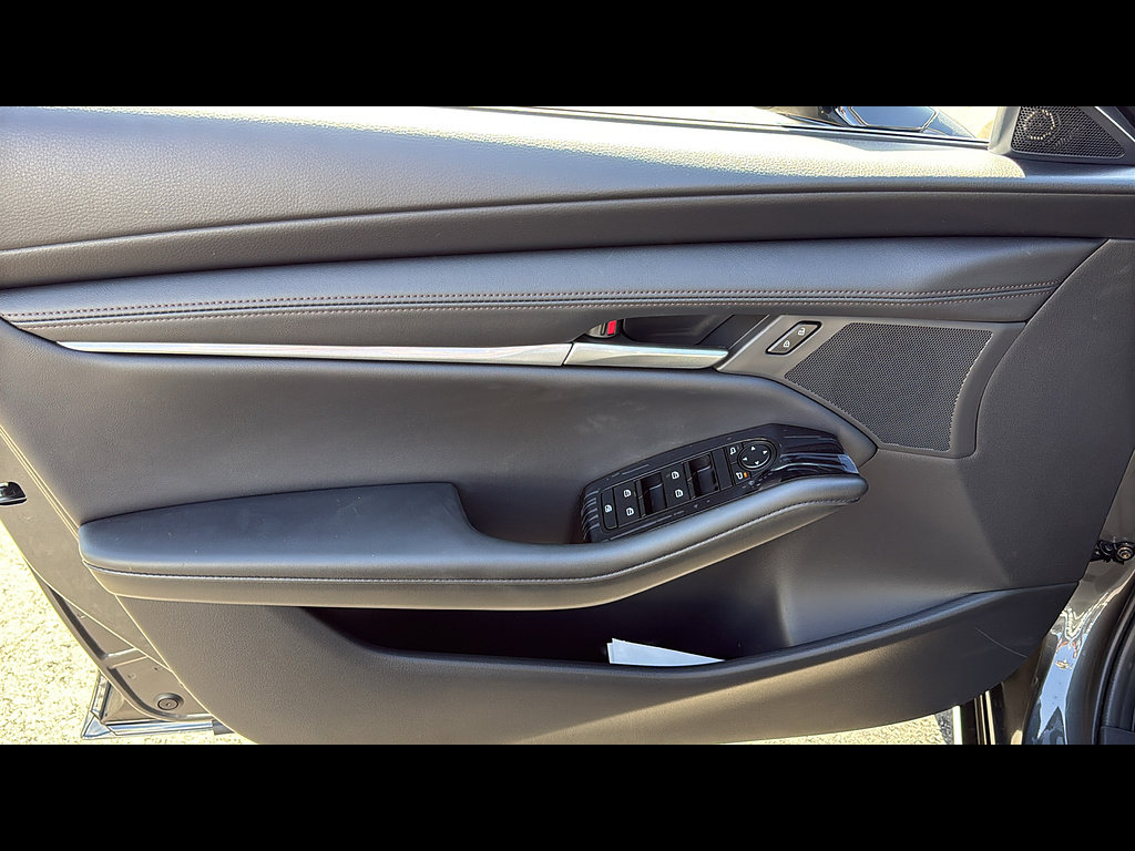 New 2026 MAZDA MAZDA3 s FWD image 17