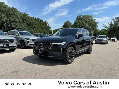 New 2025 Volvo XC90 B6 Core w/ Climate Package
