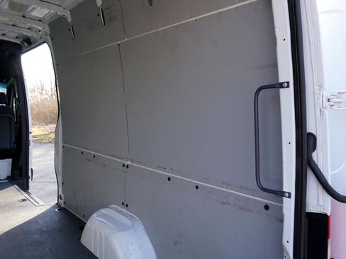 Used 2020 Mercedes-Benz Sprinter 2500 w/ Driver Convenience Package image 27