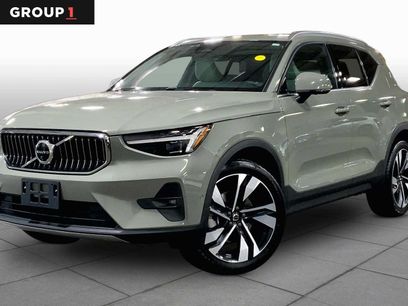 Used 2024 Volvo XC40 B5 Plus w/ Protection Package Premier