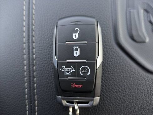 New 2026 RAM 1500 Laramie w/ Laramie Preferred Package AWD/4WD image 30