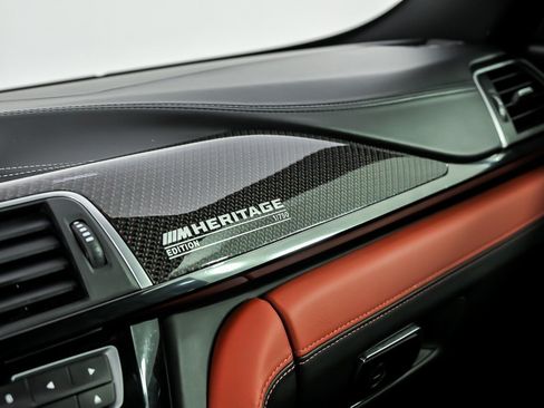 Used 2020 BMW M4 Coupe w/ Competition Package RWD image 30