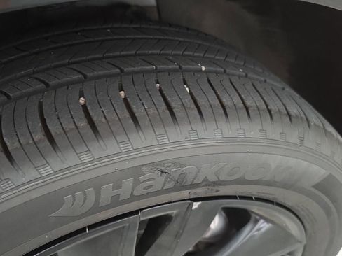 Used 2024 Buick Encore GX Sport Touring image 19