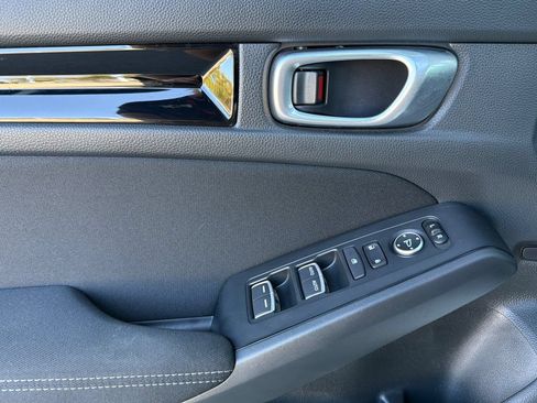 Certified 2023 Honda Civic EX image 11