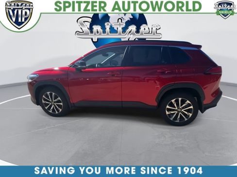 Used 2025 Toyota Corolla Cross XLE w/ Convenience Package AWD/4WD image 6