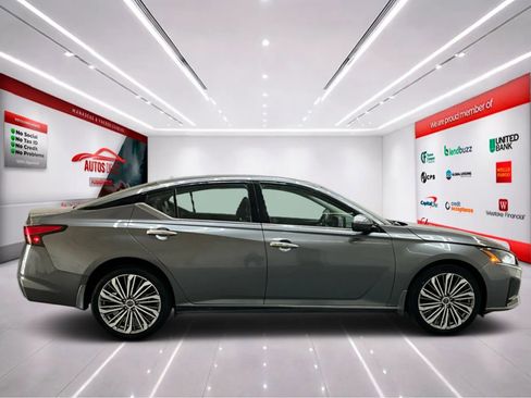 Used 2023 Nissan Altima 2.5 SL AWD/4WD image 8