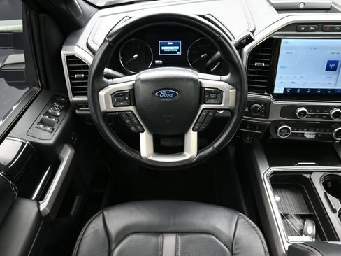 Used 2022 Ford F350 Platinum w/ FX4 Off-Road Package AWD/4WD image 26