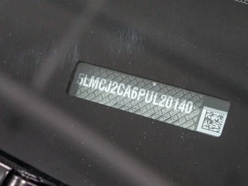 Used 2023 Lincoln Corsair Reserve image 28