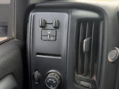 Used 2019 Chevrolet Silverado 2500 W/T w/ WT Convenience Package AWD/4WD image 10