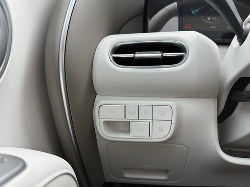 Used 2026 Hyundai Palisade Limited image 12