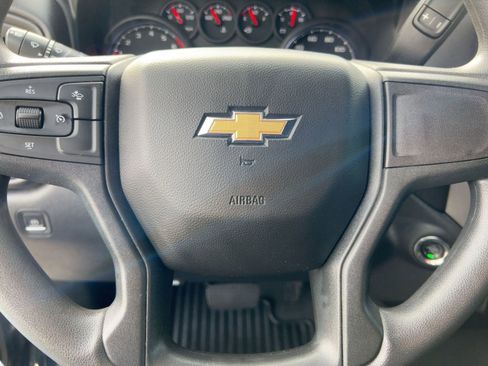 Certified 2022 Chevrolet Silverado 1500 Custom image 16