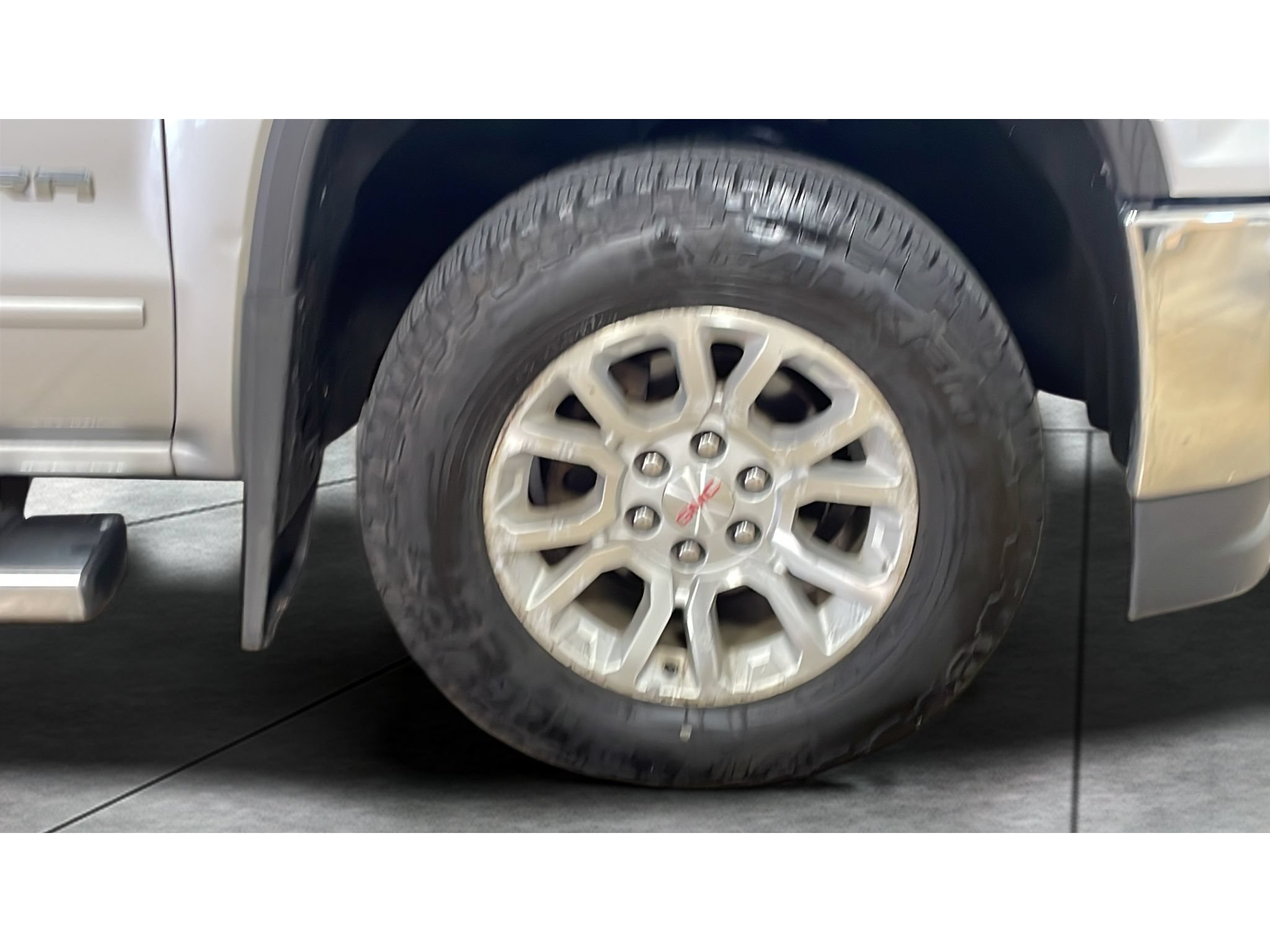 Used 2017 GMC Sierra 1500 SLE w/ SLE Value Package AWD/4WD image 19