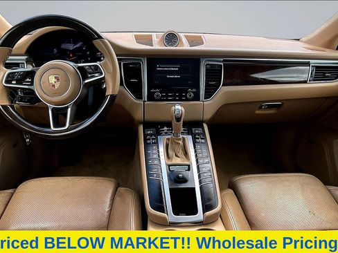 Used 2017 Porsche Macan AWD/4WD image 8