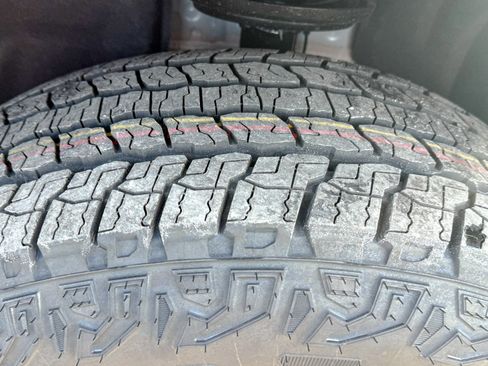 New 2026 Chevrolet Traverse Z71 w/ LPO, Floor Liner Package image 12