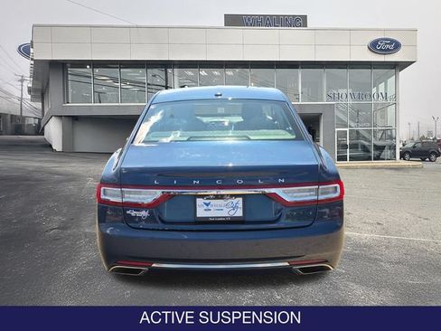 Used 2017 Lincoln Continental Select AWD/4WD image 7