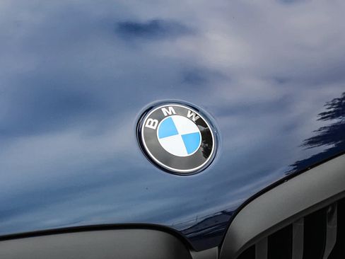 Used 2026 BMW X5 sDrive40i w/ M Sport Package RWD image 11