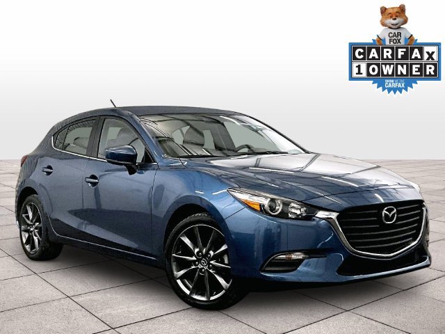Used 2018 MAZDA MAZDA3 Touring FWD image 2