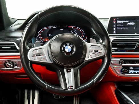 Used 2022 BMW 750i xDrive w/ Luxury Rear Seating Package AWD/4WD image 23